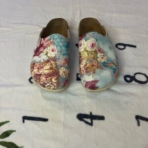 Bliss Women's Floral Mules - Multicolor